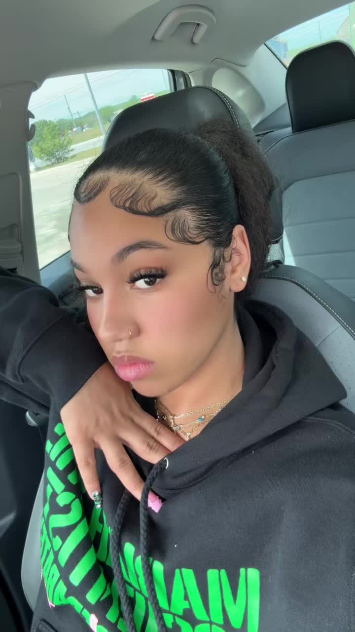 @MiaBaby