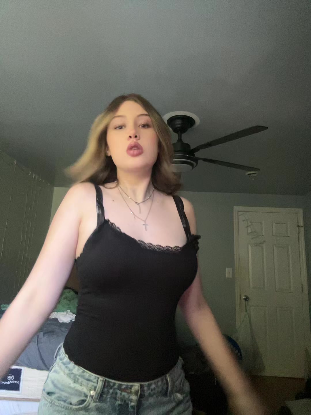 @bellaaa