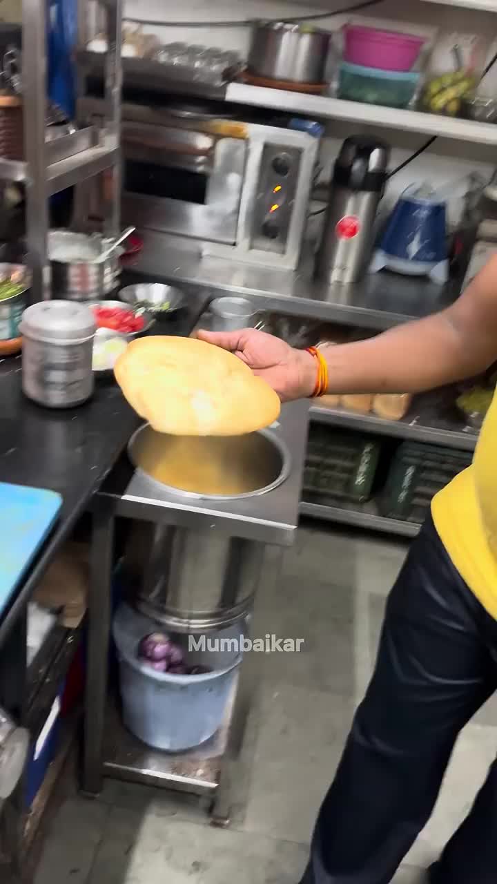 @Mi Mumbaiker