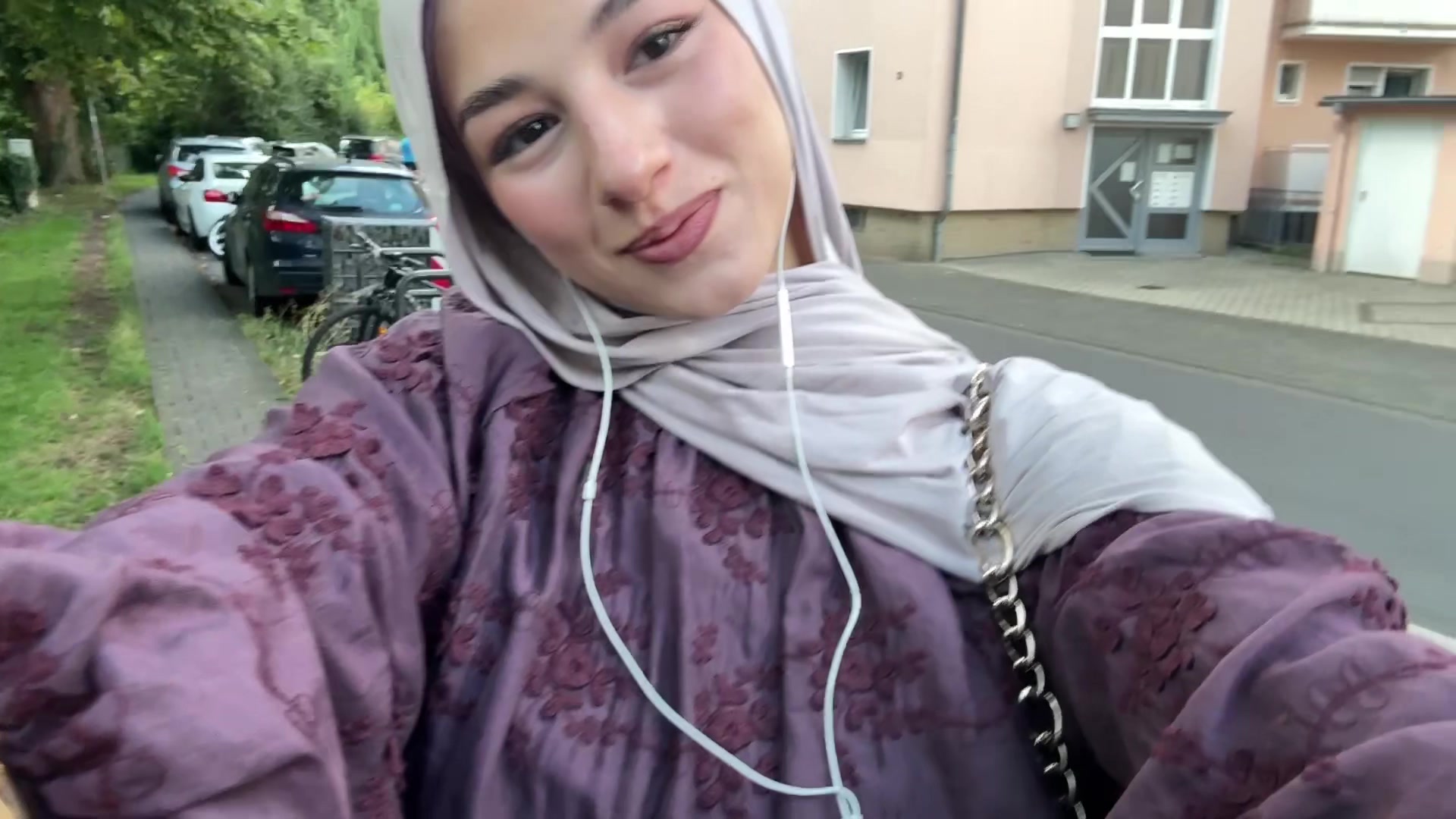 @hana