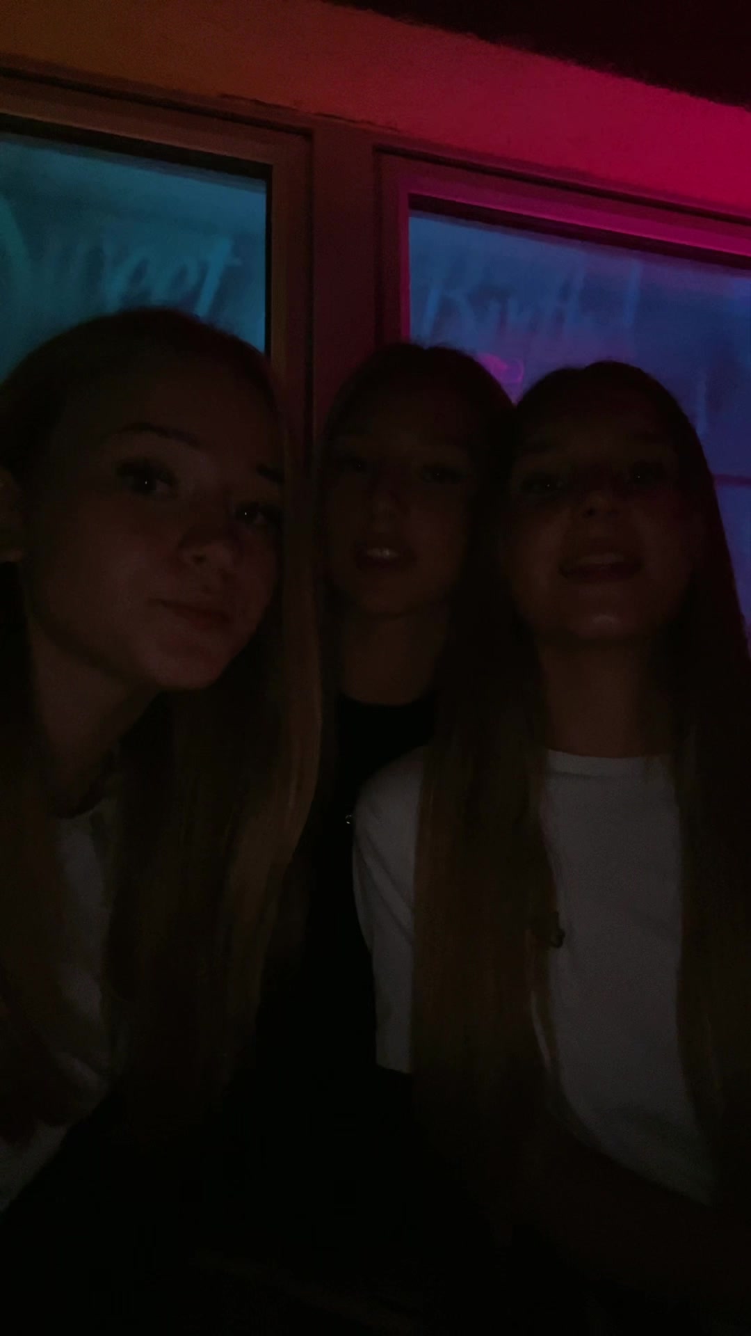 @Anni