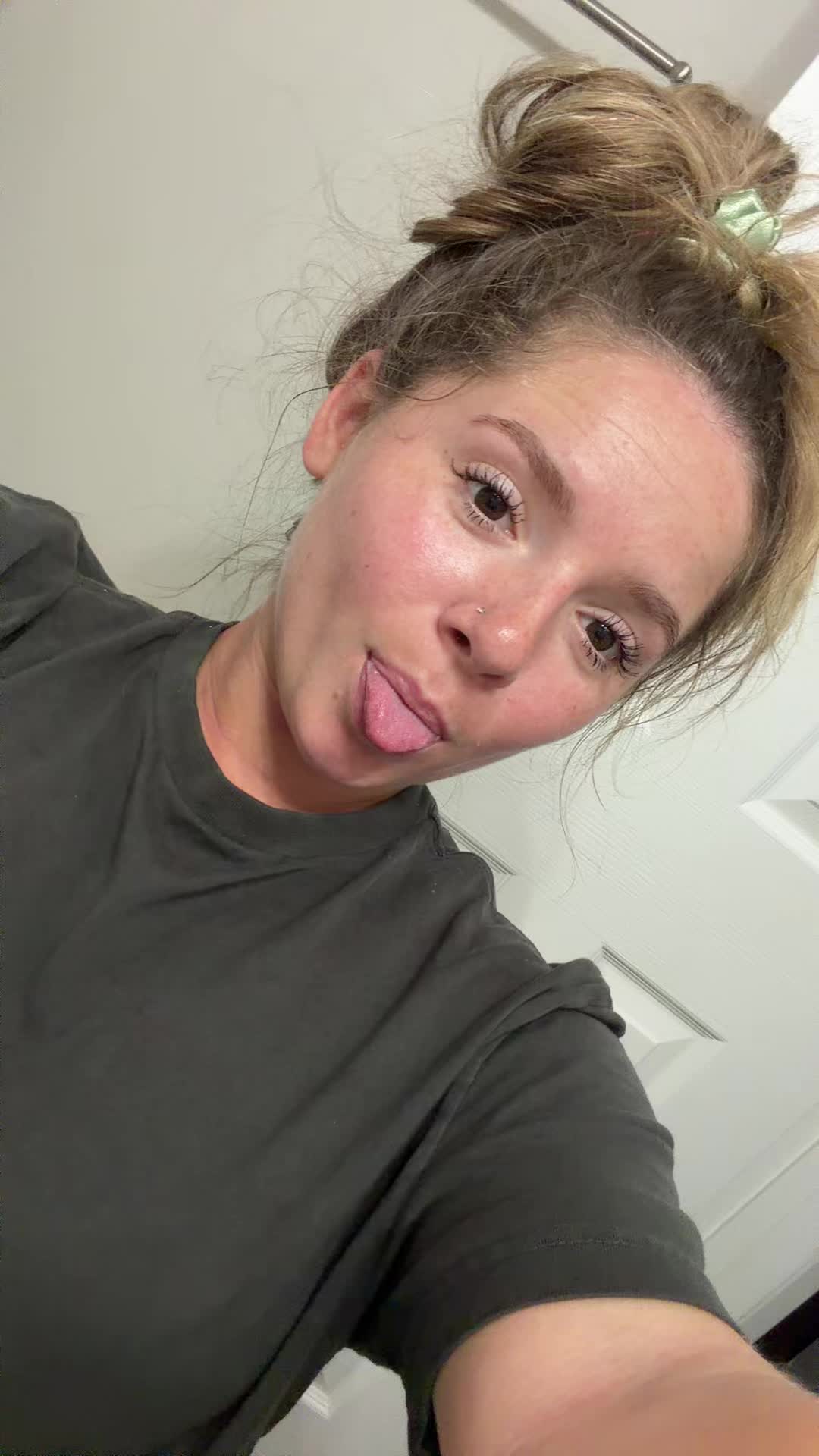 @shytayla