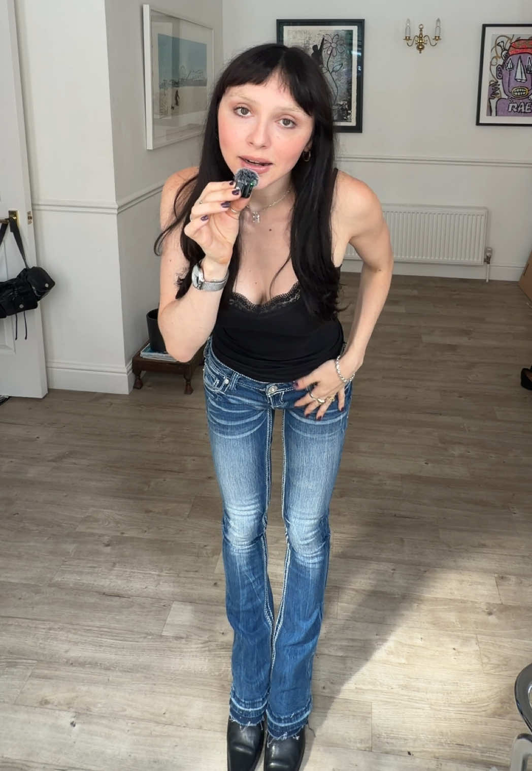 @misslivdarcey