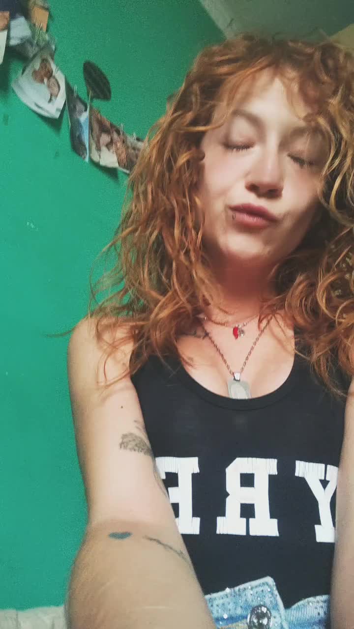 @&Lambda;lєss&alpha;&eta;&part;я&alpha;🧸💙