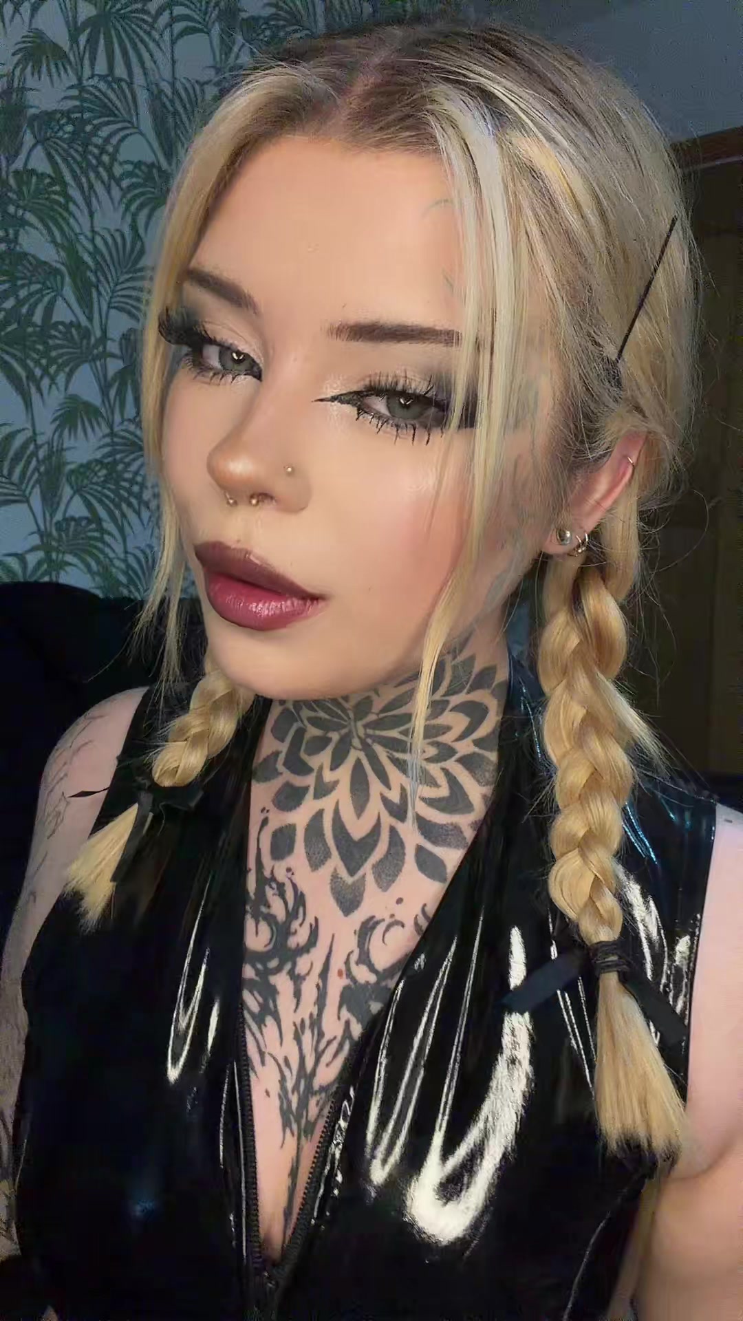 @user75877785660