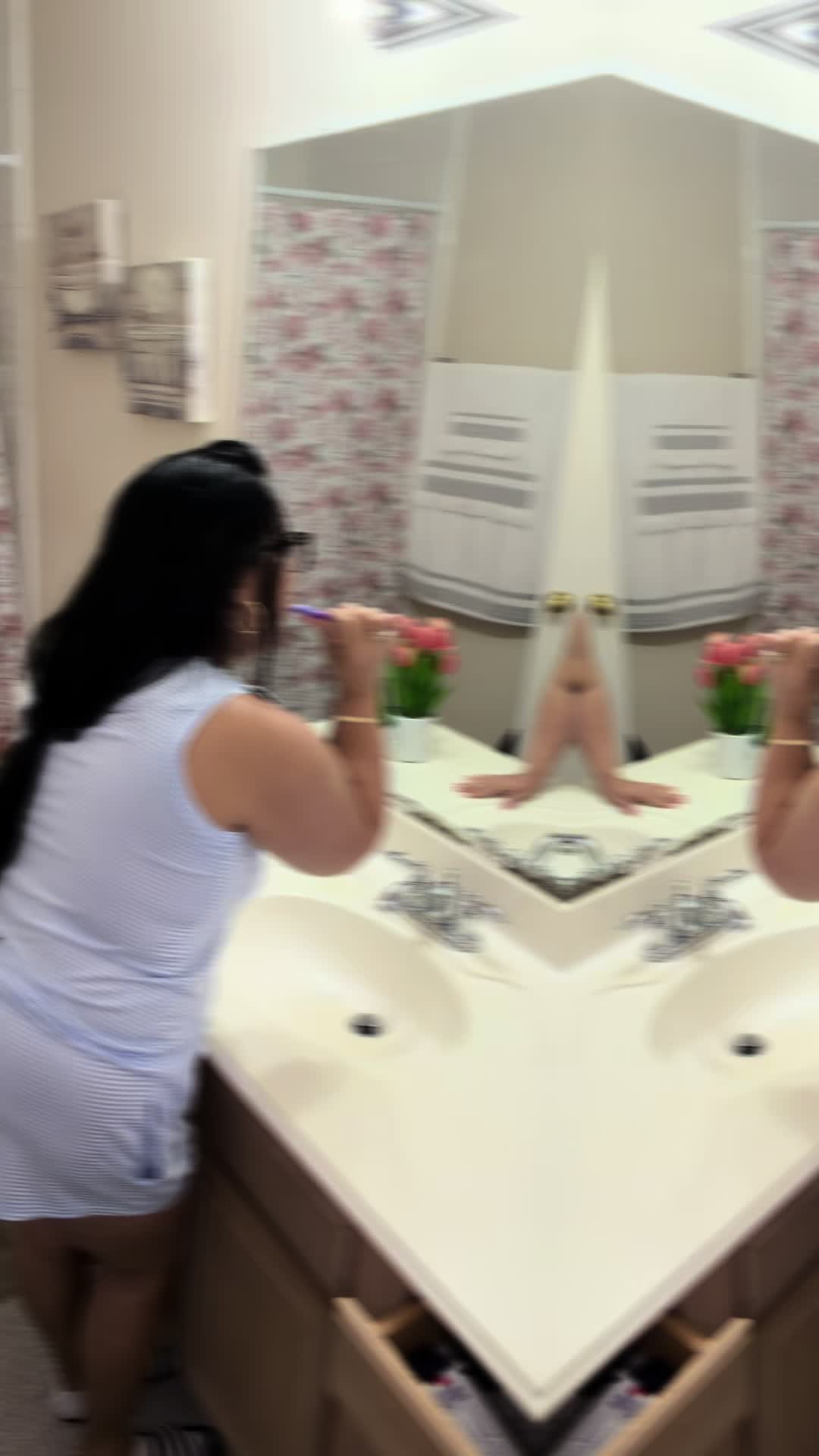 @yuni