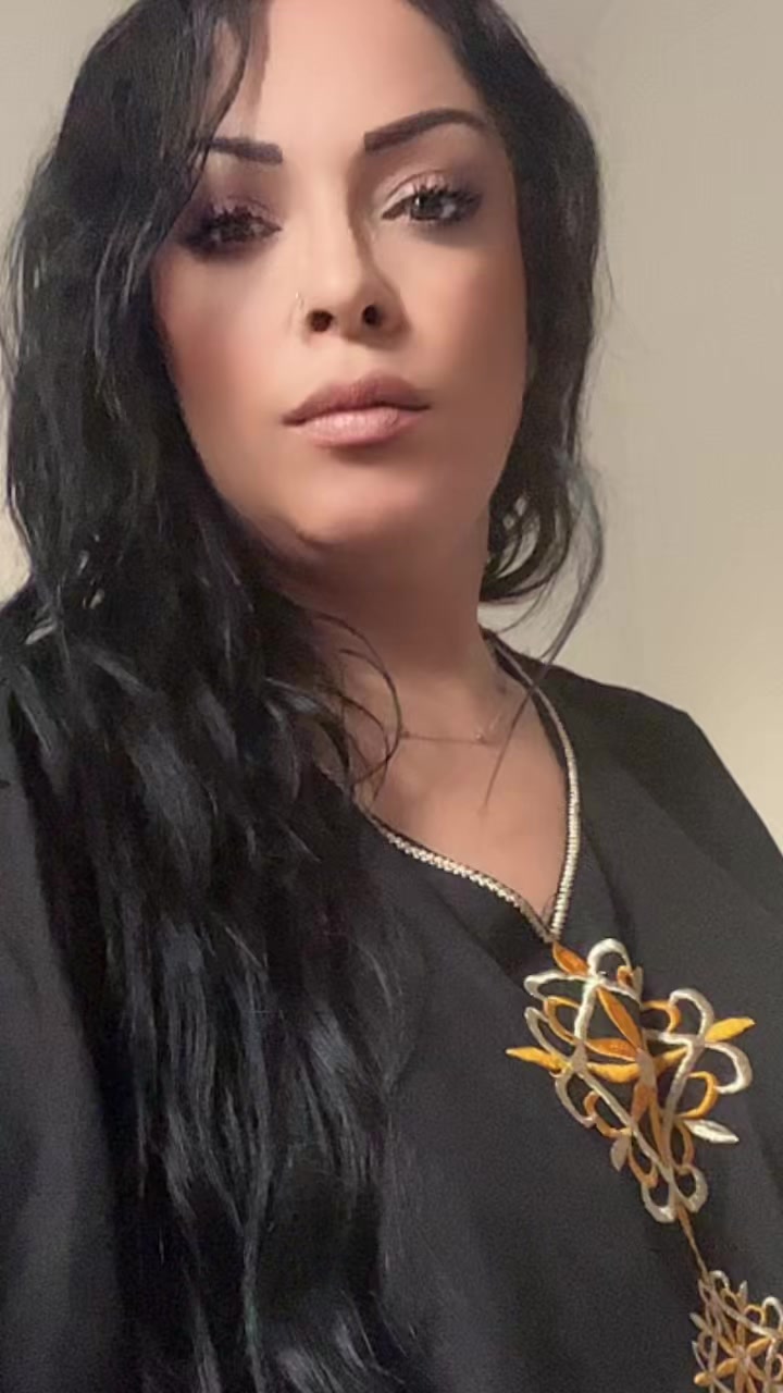@Henda femme forte