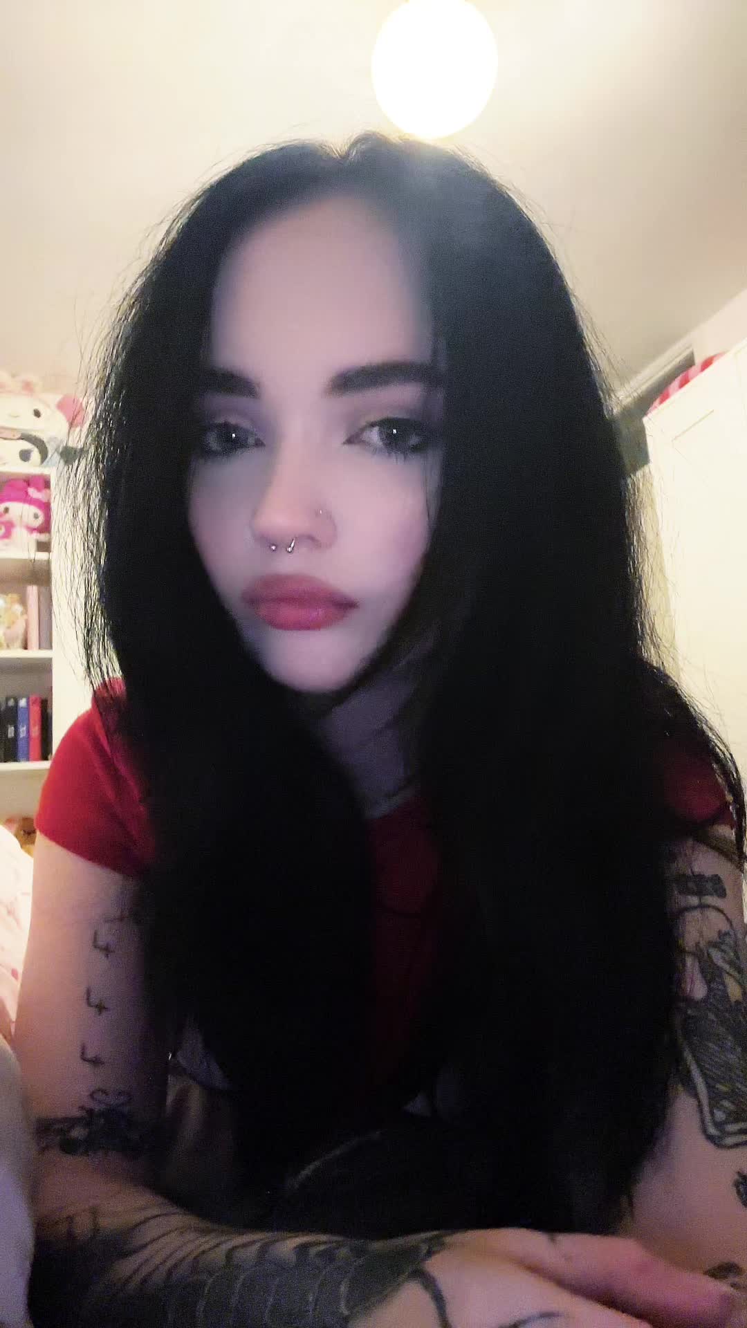 @ᴹᵉᵒʷ