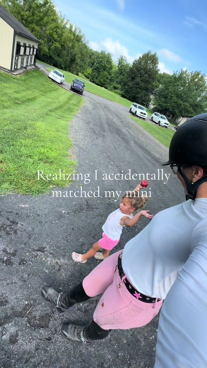 @Equestrian |🦄 Mom
