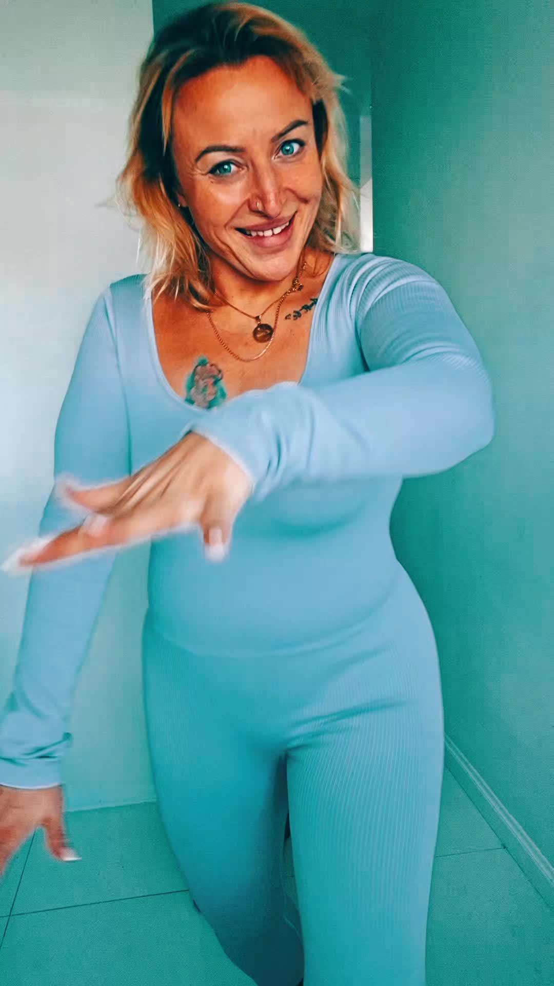 @kroliczekhop*