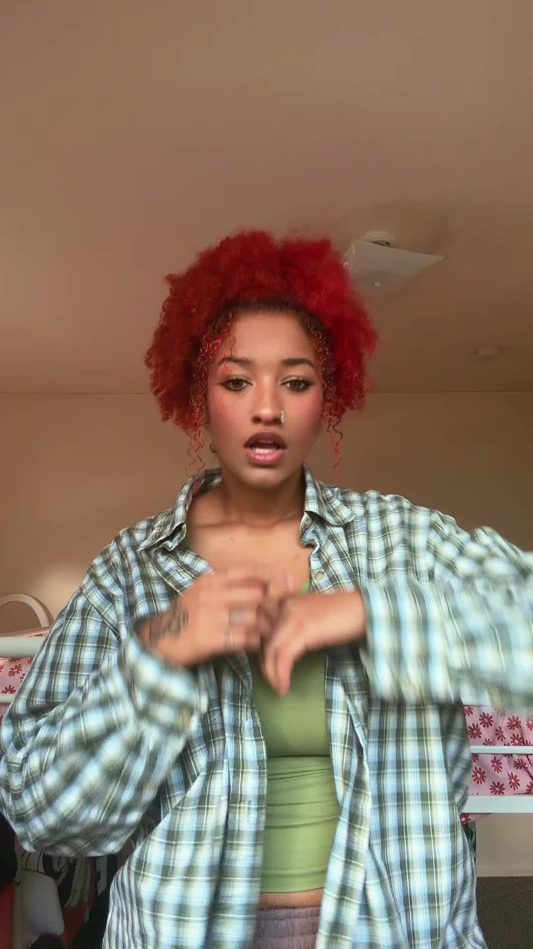 @Poofy(⸝⸝⸝ᵒ̴̶̷ᴗᵒ̴̶̷ꕤ)