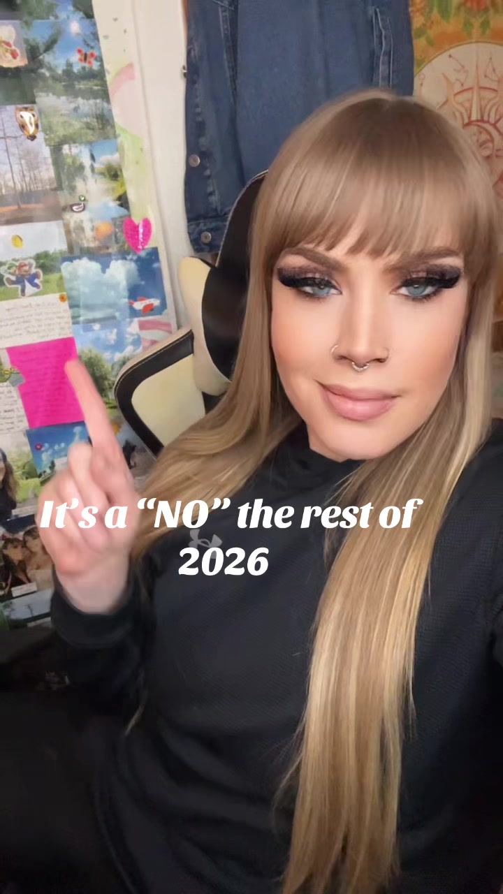 @𝒜𝓈𝒽𝓁𝑒𝓎 𝒜𝓇𝓃𝑒𝓉𝓉