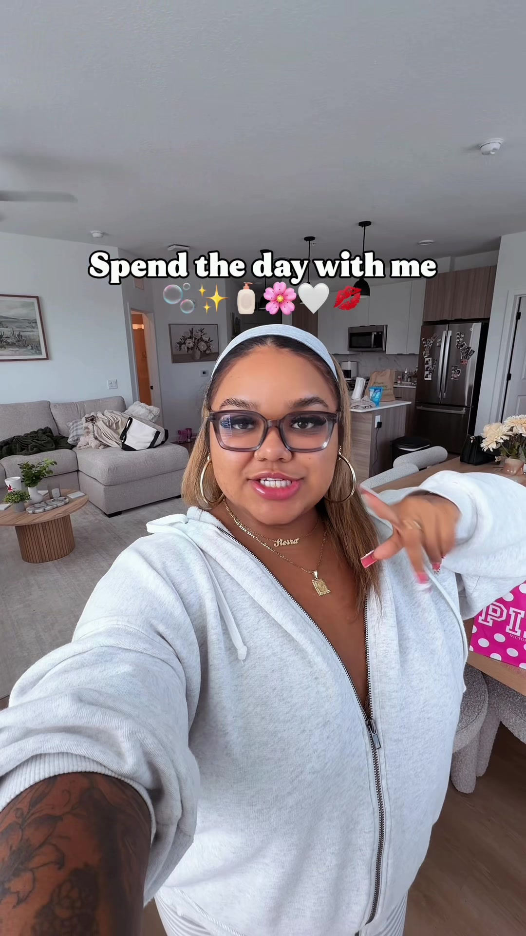 @Curlyheadsierra 💗
