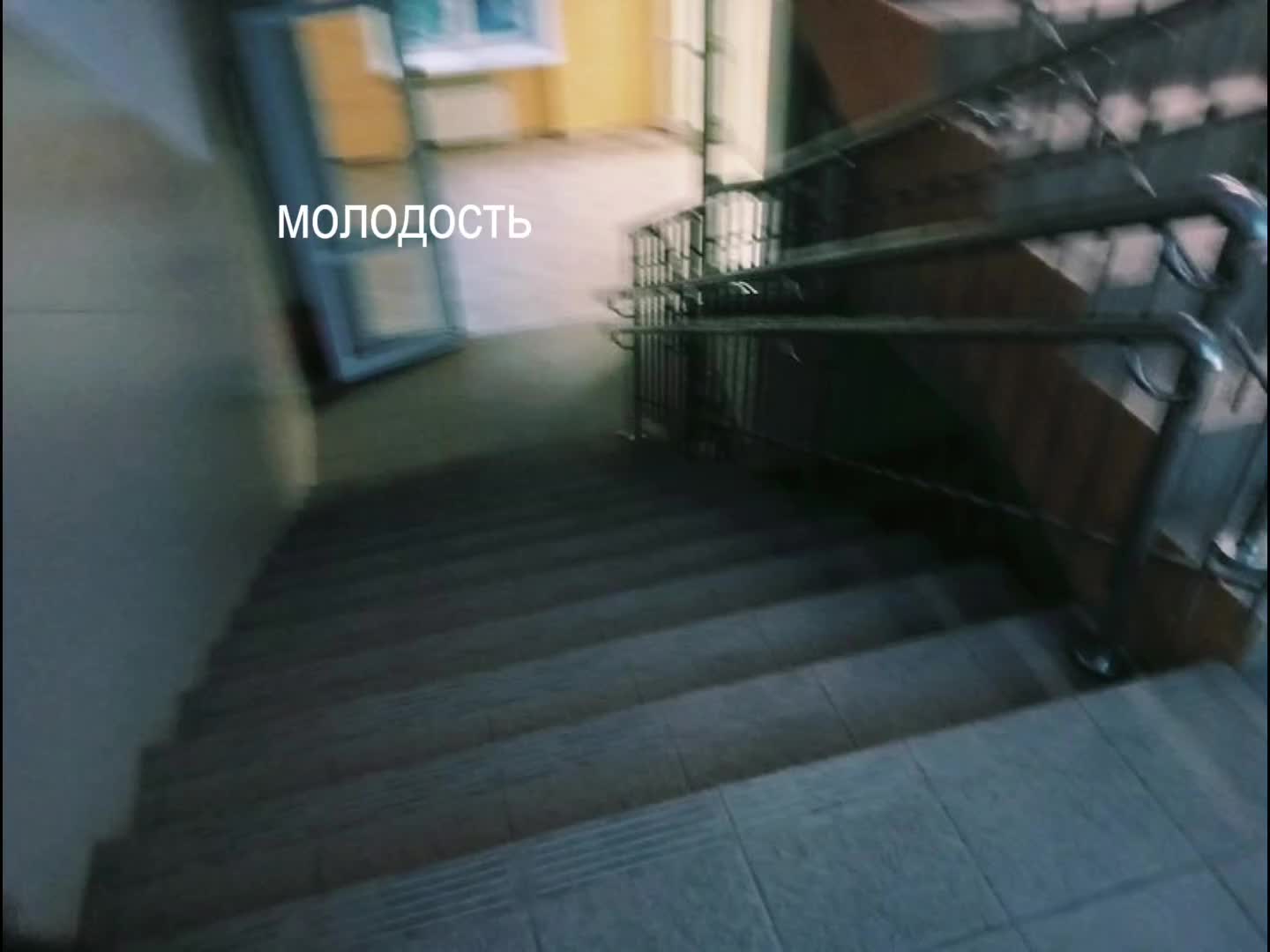 @🎧