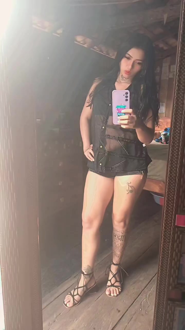 @Isabella