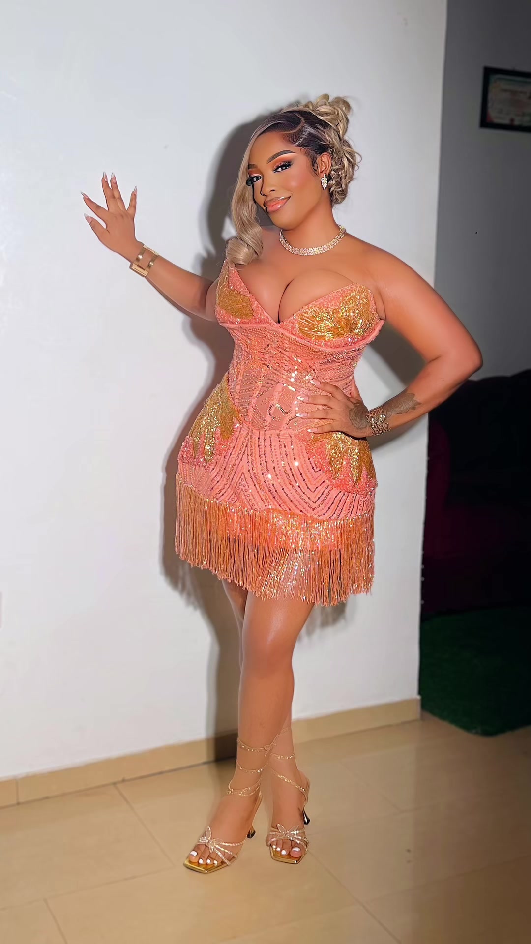 @omolaraempire
