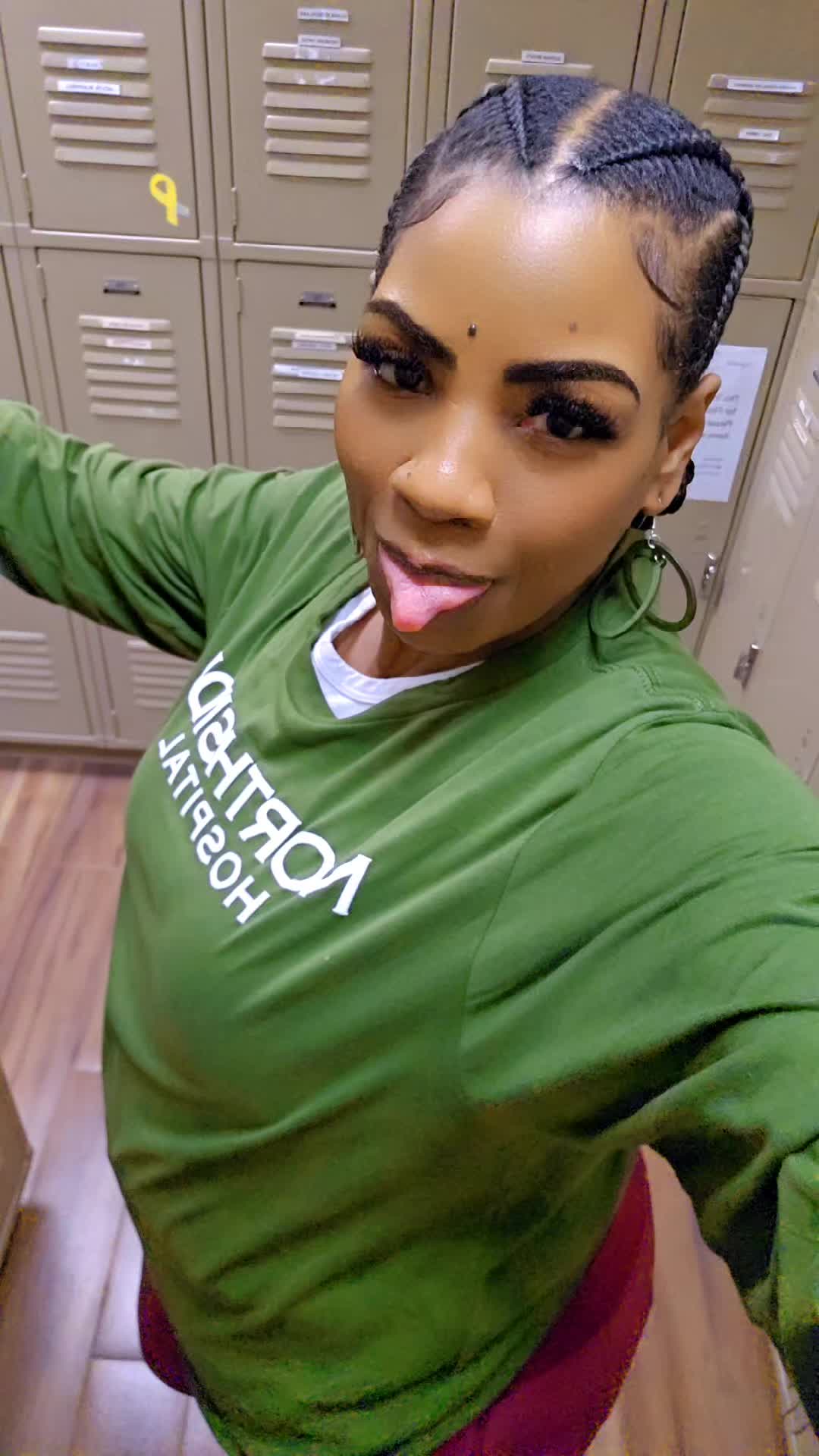 @Mokushia Eaton