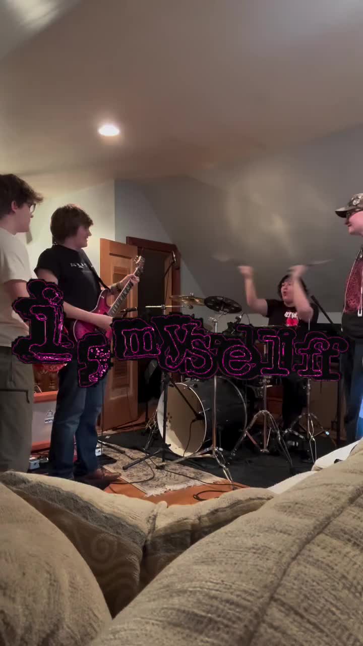 @joeymassacre