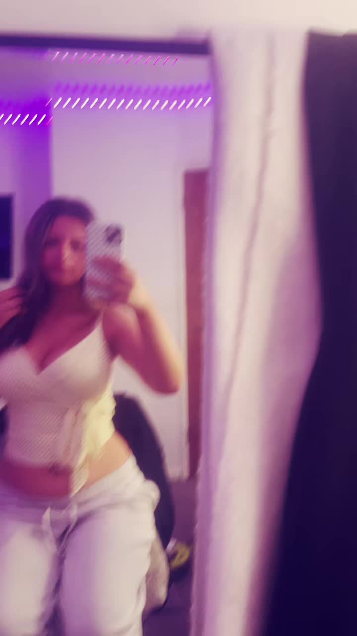 @😚😚