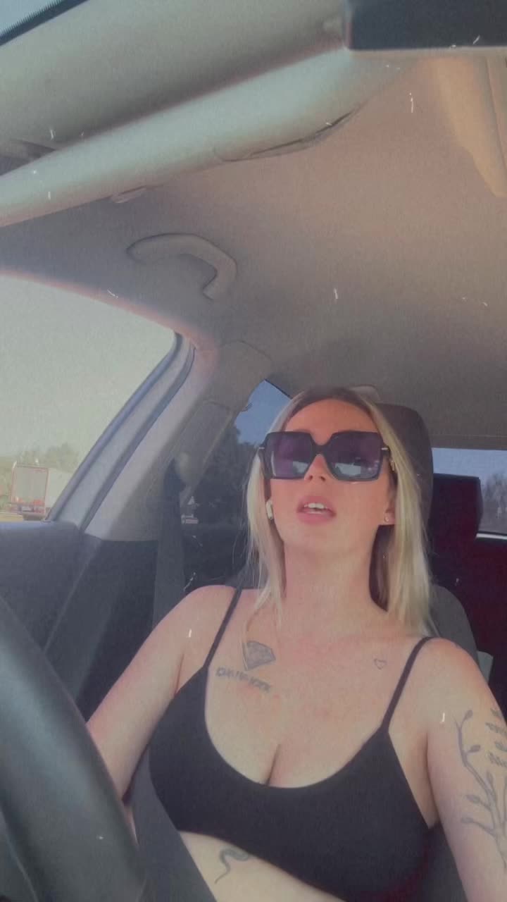 @Emelinelamiss