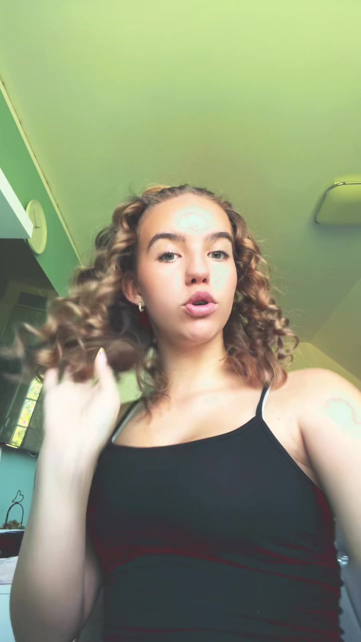 @lilly_rstk