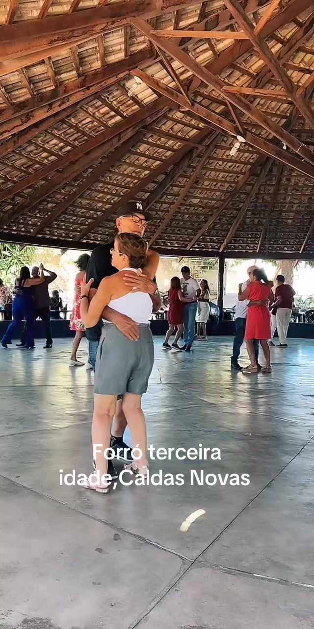 @Empresária_Angela