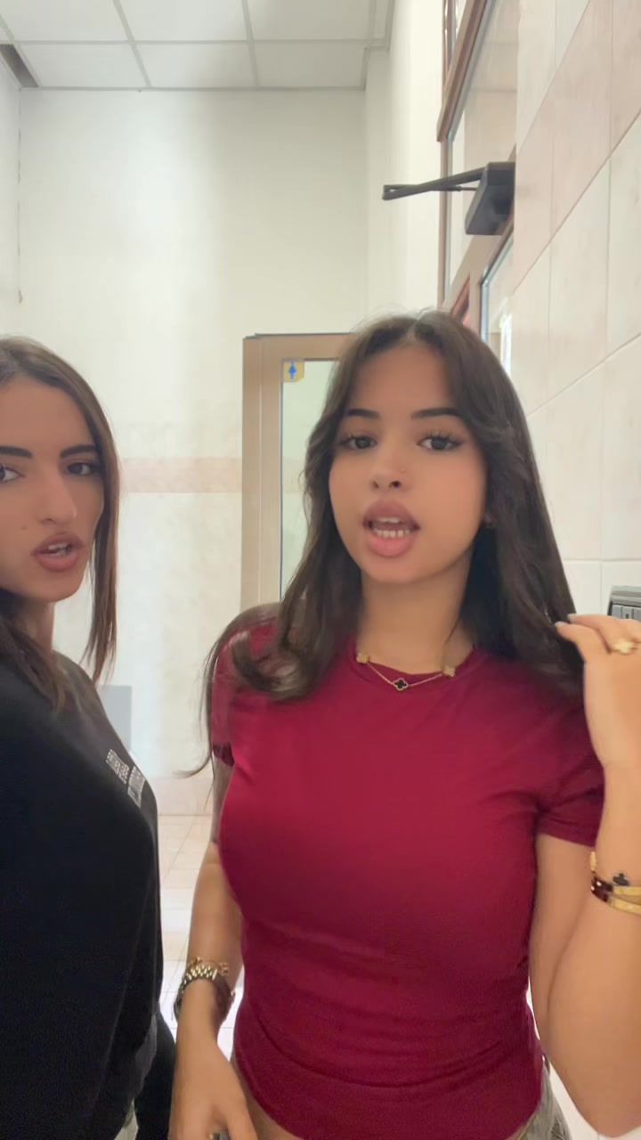 @𝓂𝒶𝓇𝒾ℯ_𝓂