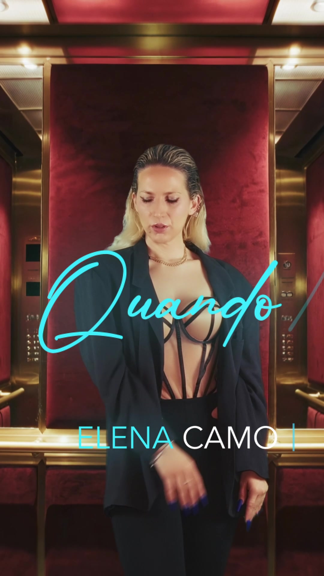 @Elena Camo