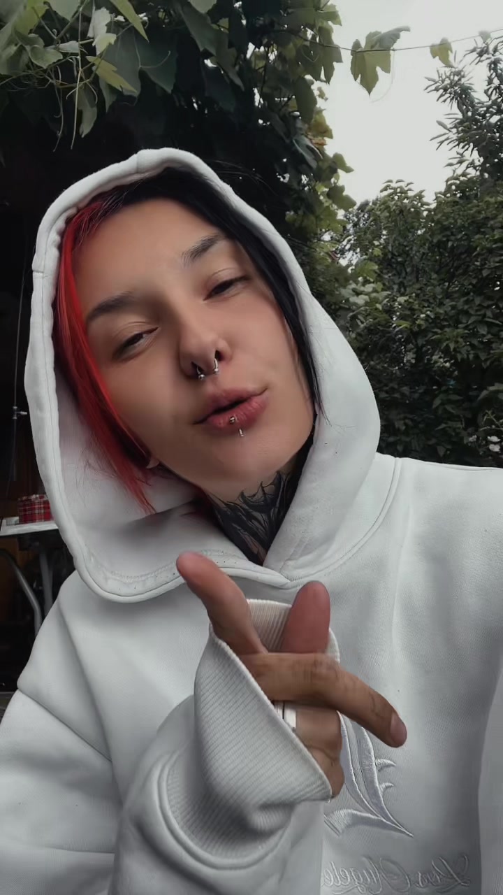 @Maria
