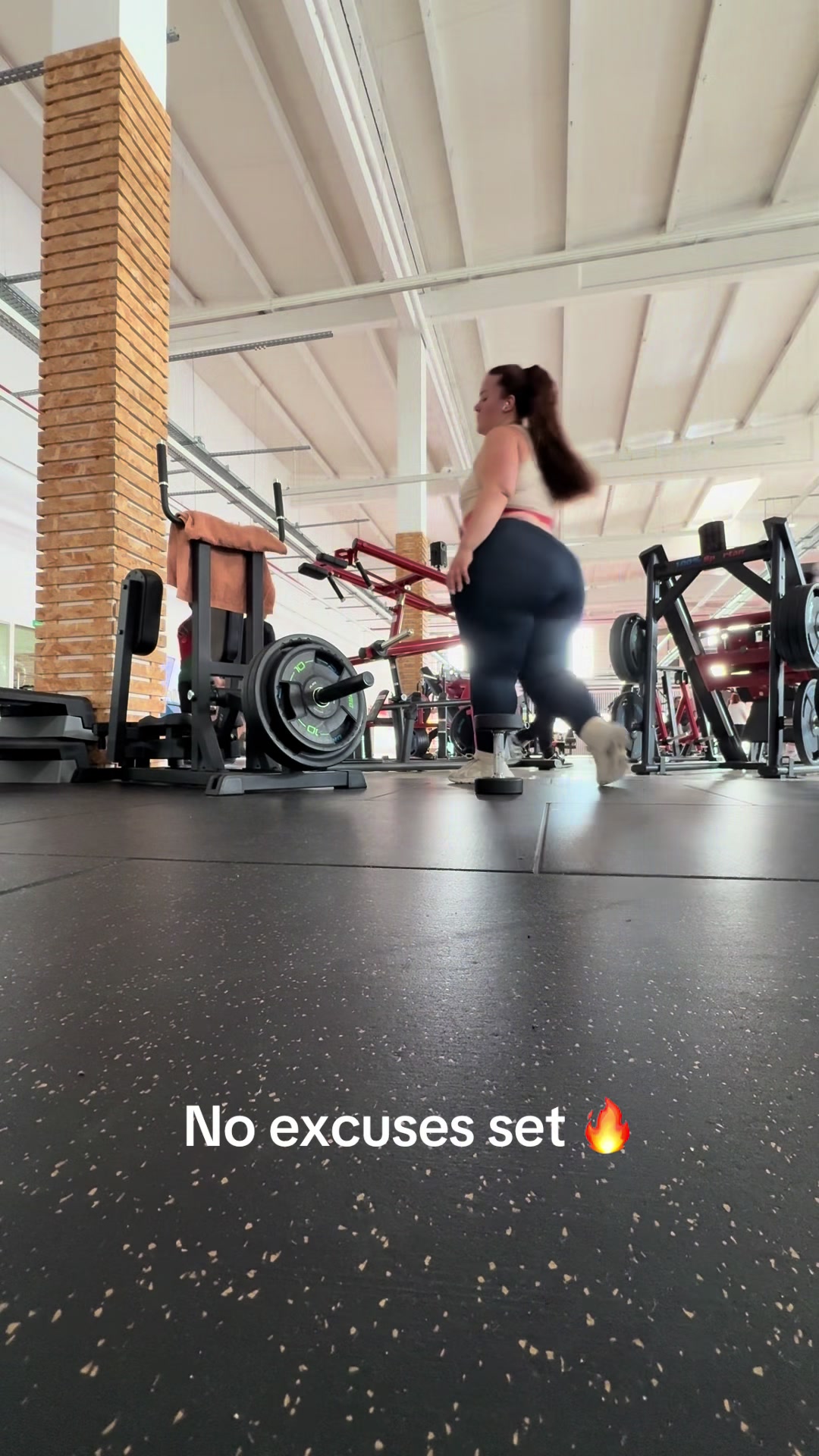 @Vitória Machado