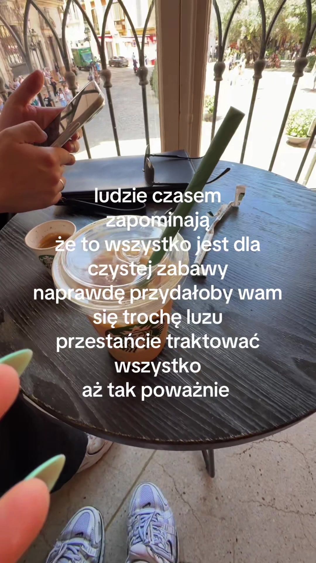 @𝙅𝙪𝙡𝙞𝙖𝙅𝙪𝙡𝙖 🪷