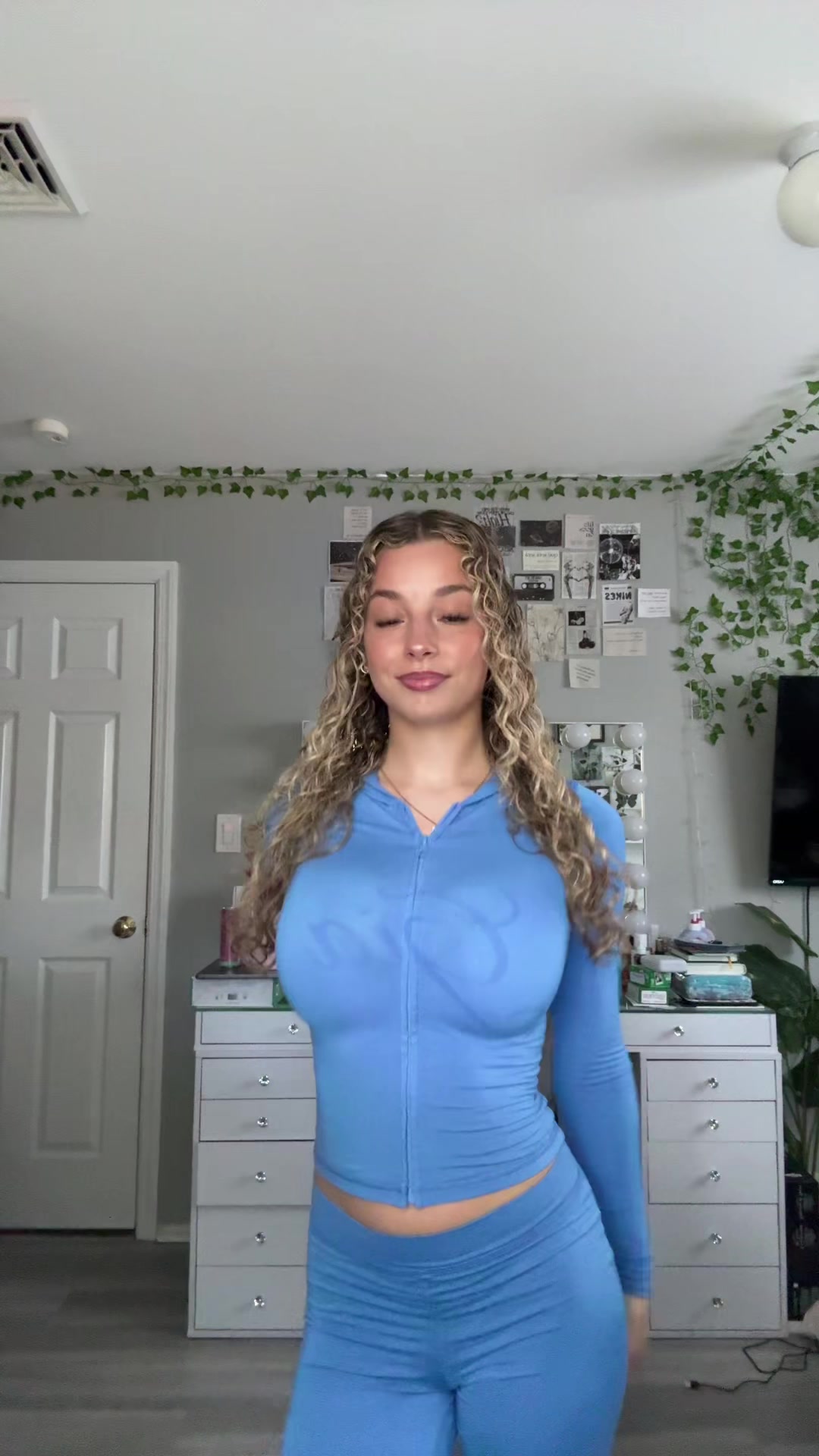 @kirapregiato_backup