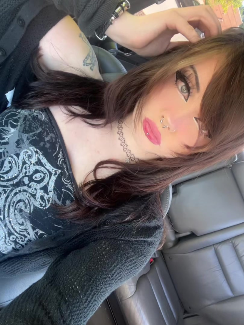 @_r4gdoll