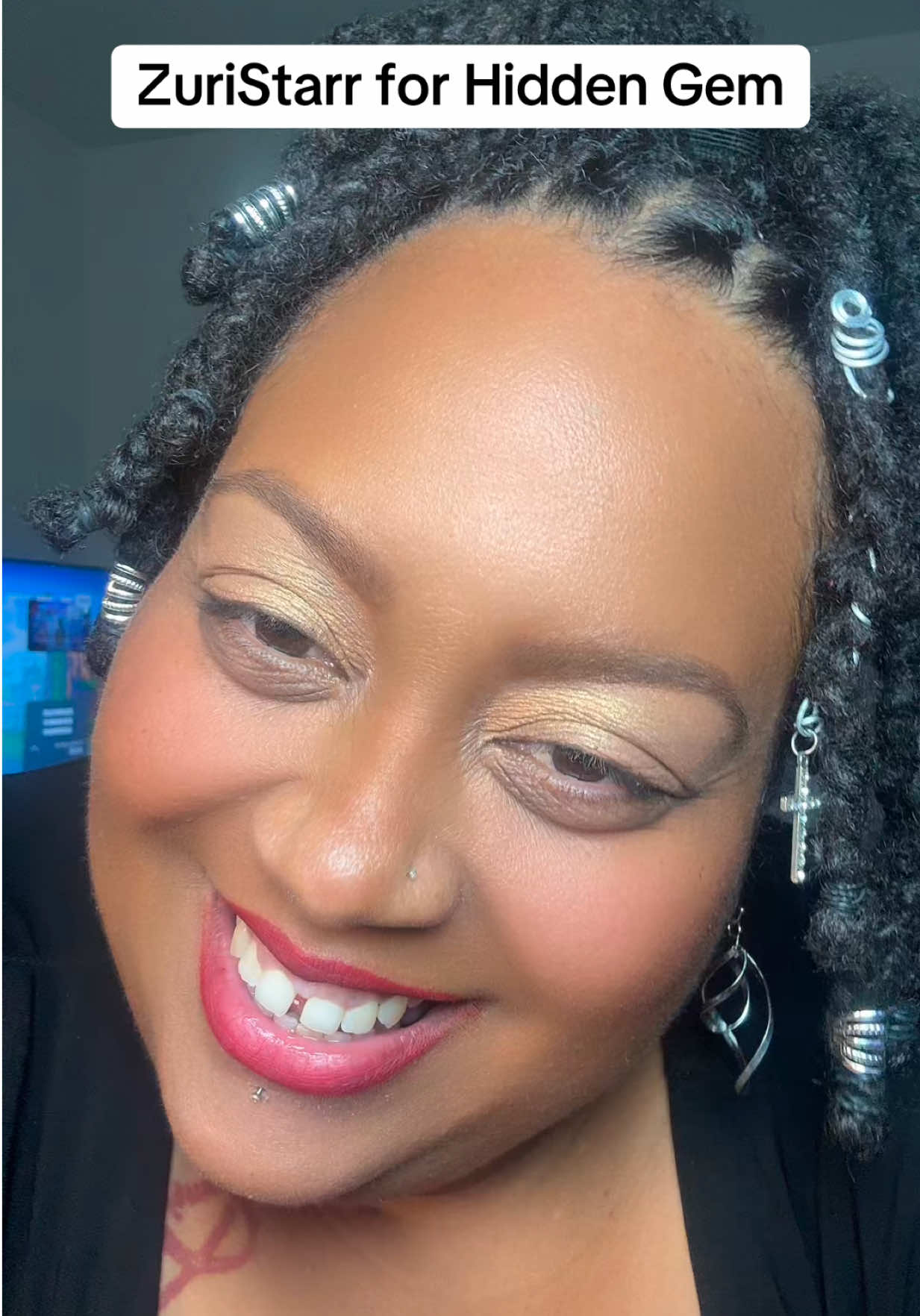 @ZuriStarrLive
