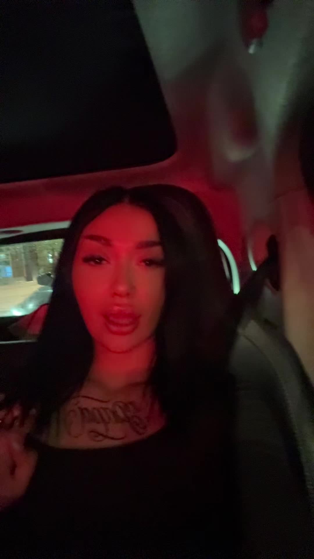 @𝓥𝓡🍒