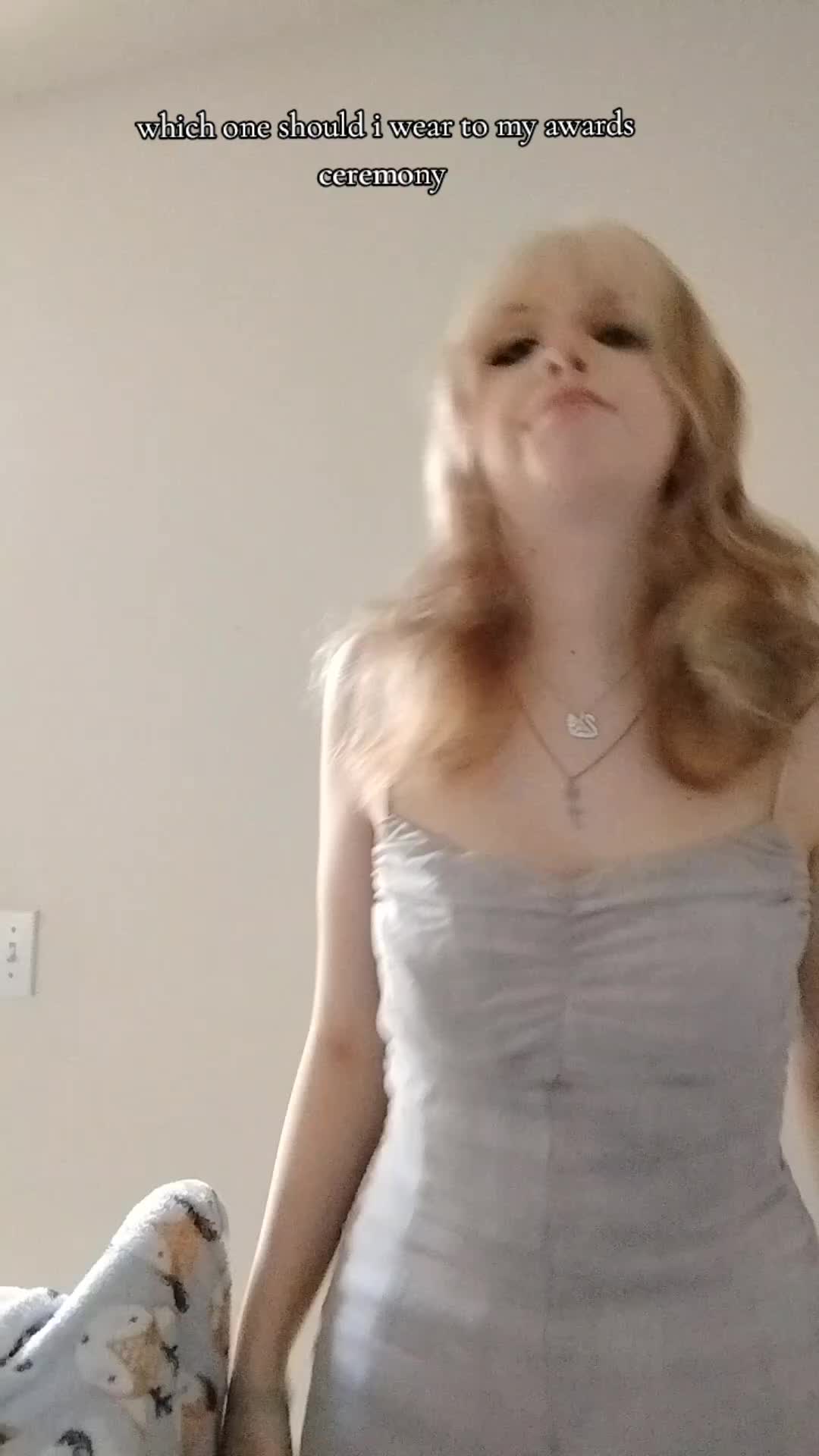 @𝔦𝔢𝔩