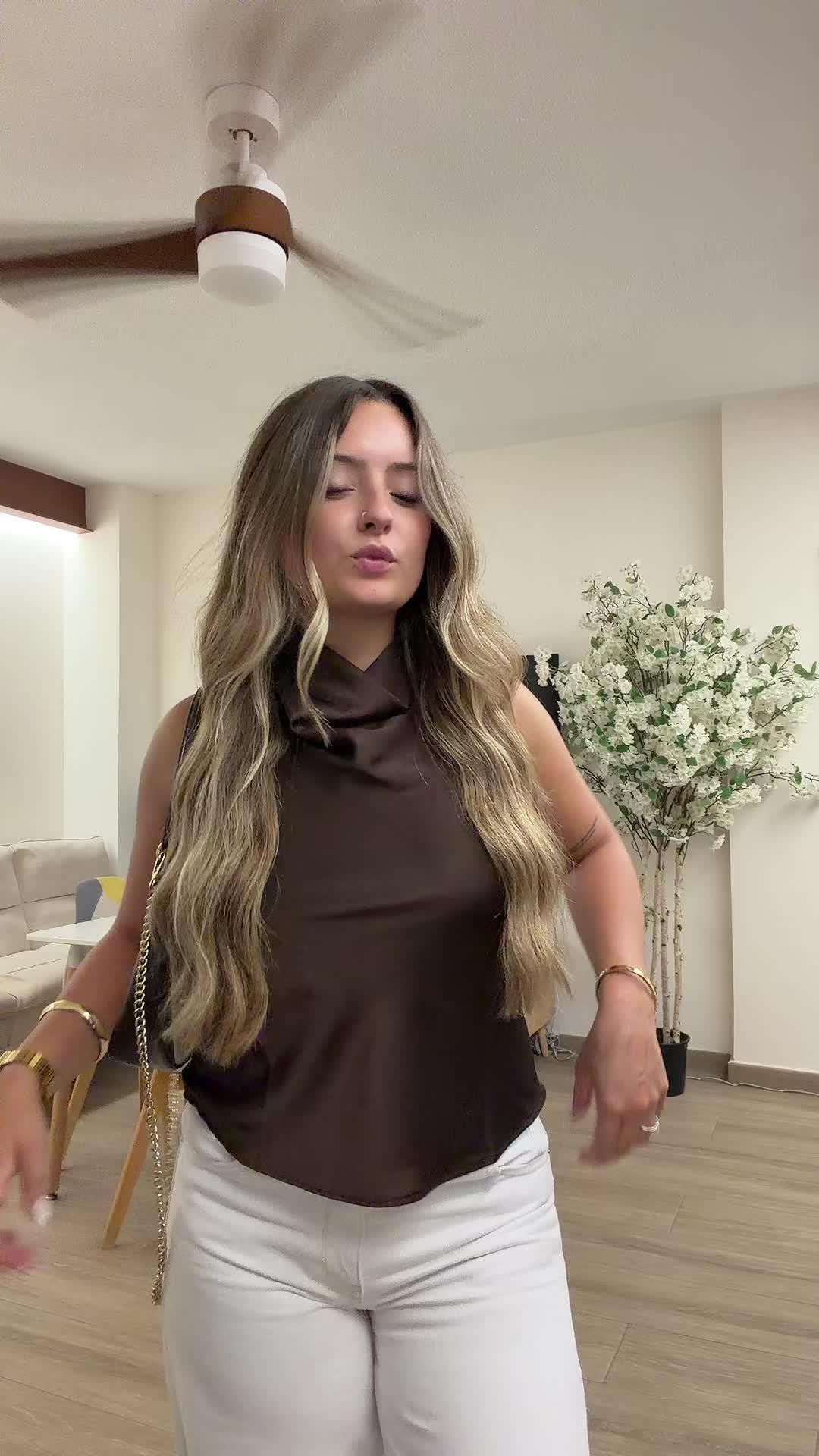 @Ariana