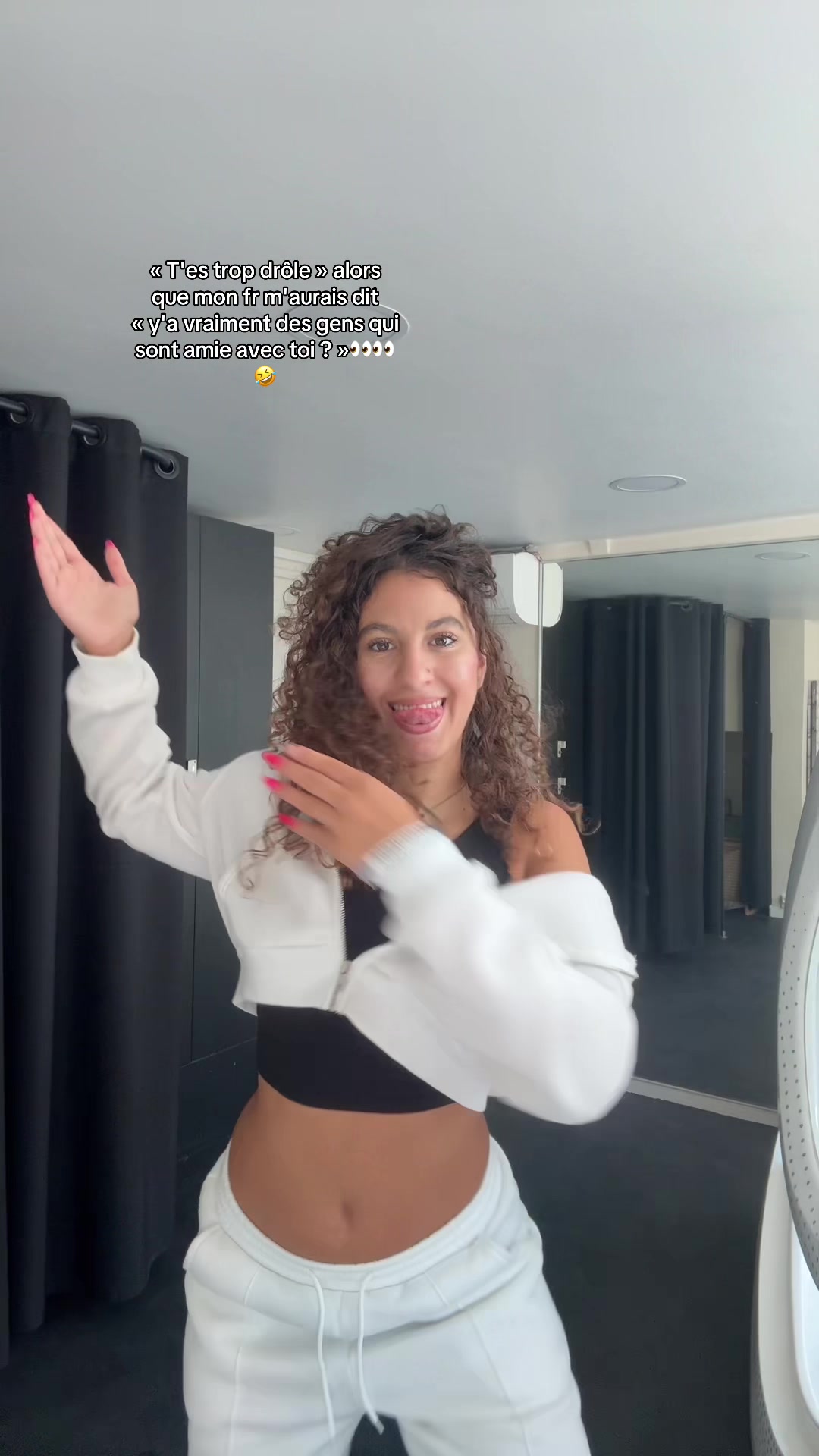 @𝒮𝒶𝓇𝒶𝟣𝟢𝟢𝒽✅