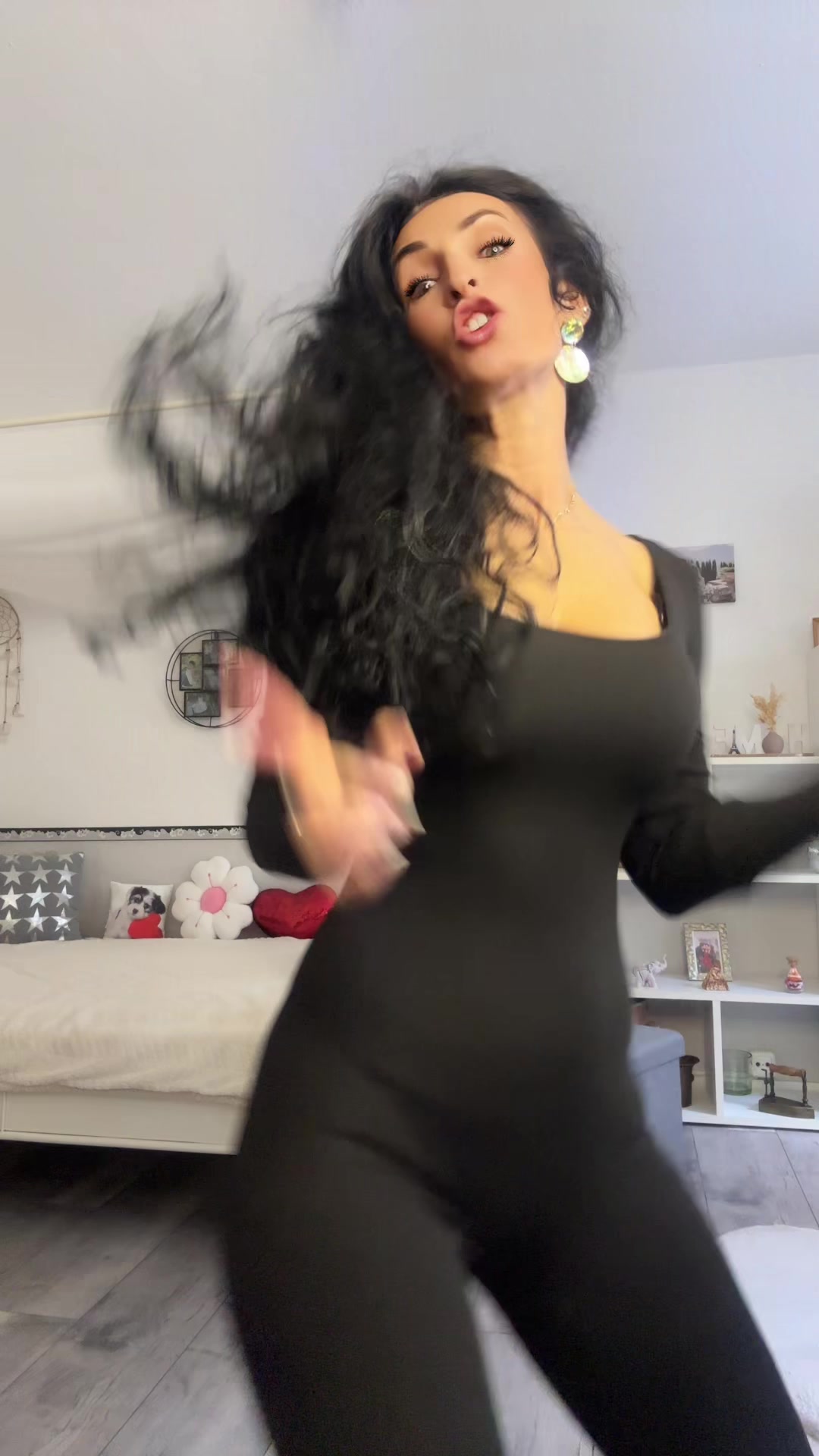 @Karolina
