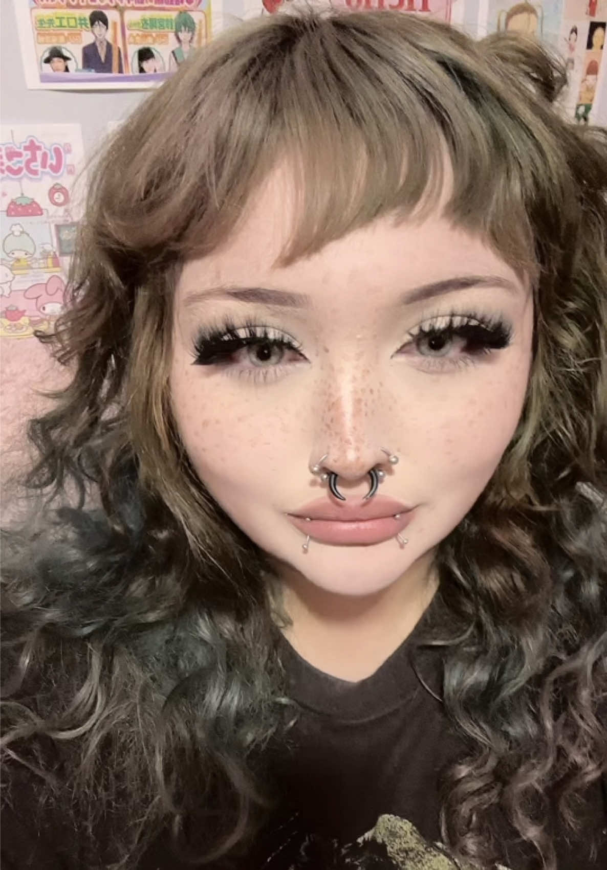 @☠︎︎☣︎rin☣︎☠︎︎