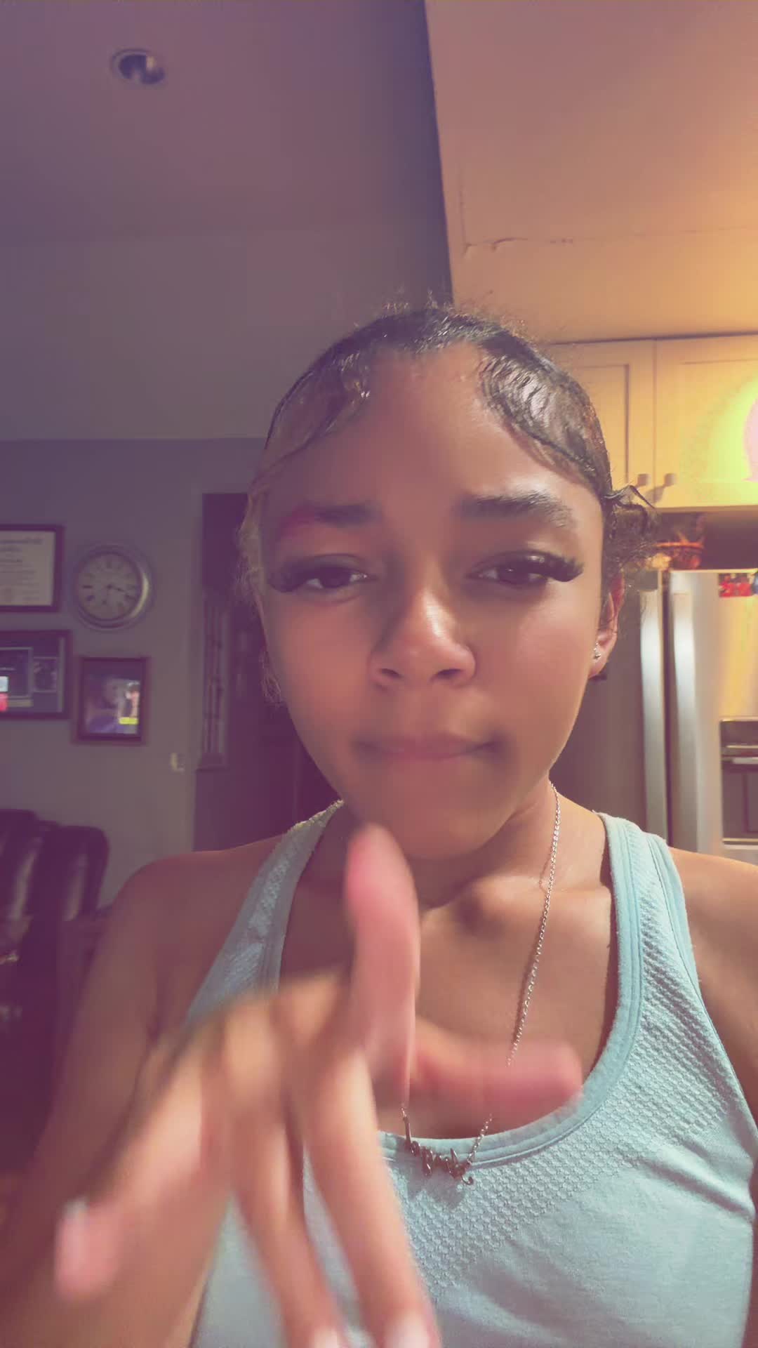 @𝐋𝐢𝐠𝐡𝐭𝐬𝐤𝐢𝐧𝐐𝐮𝐞𝐞𝐧😍