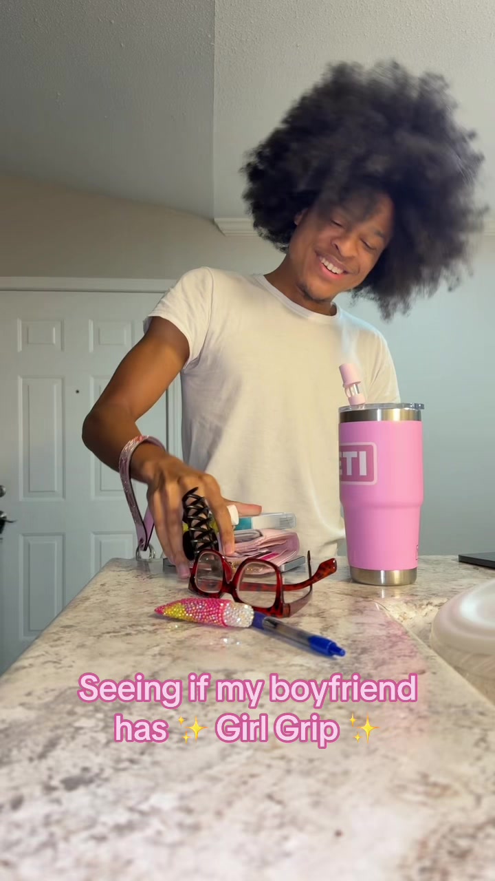 @EvelynAndBobby