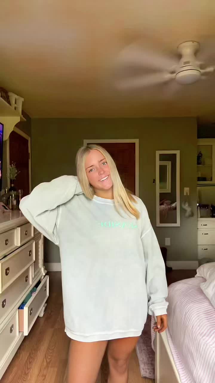 @𝚋 𝚞 𝚌 𝚔 𝚕 𝚎 𝚢 🐆🥂💸