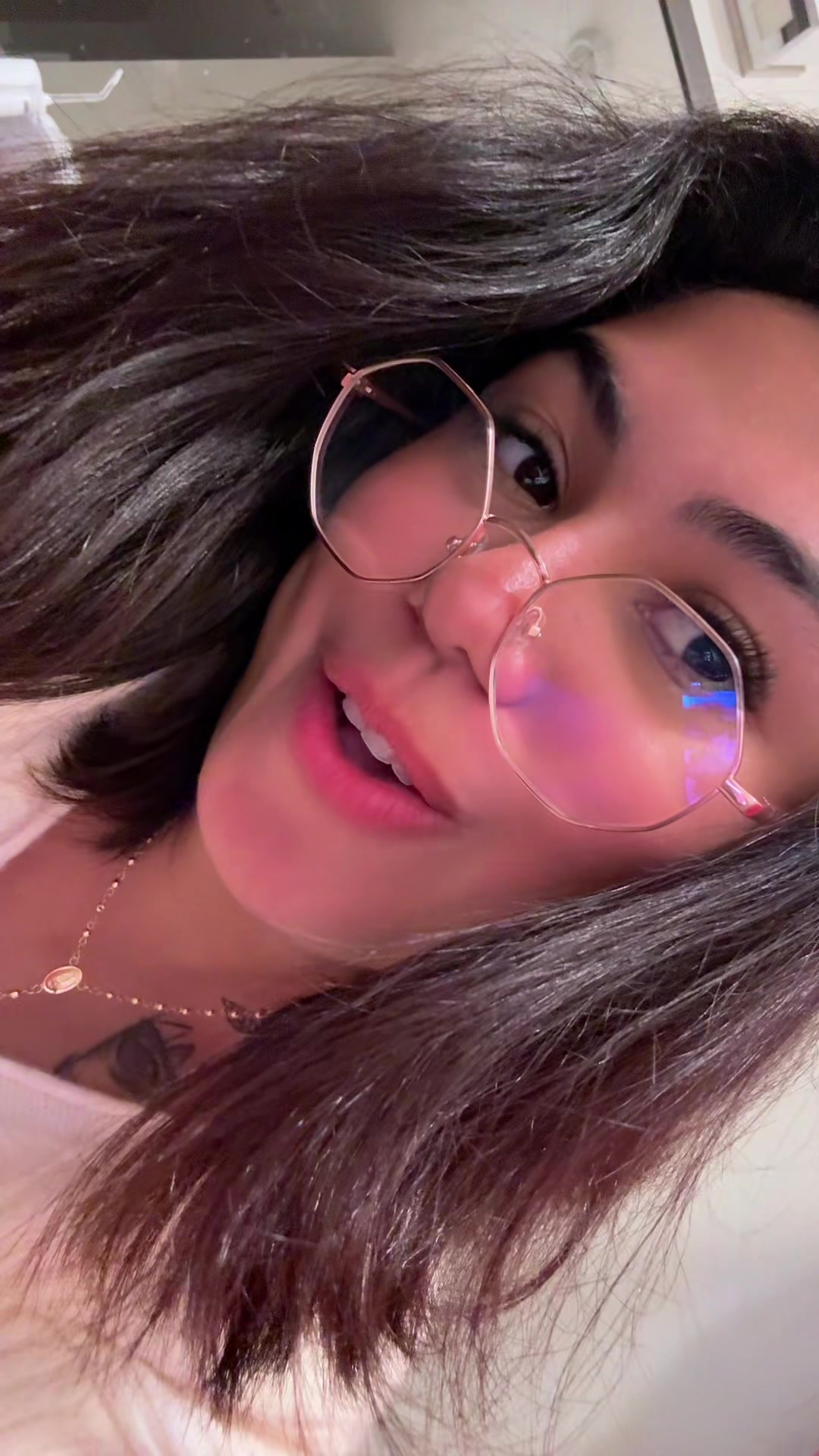 @𝙷𝙴𝙻. 🥀