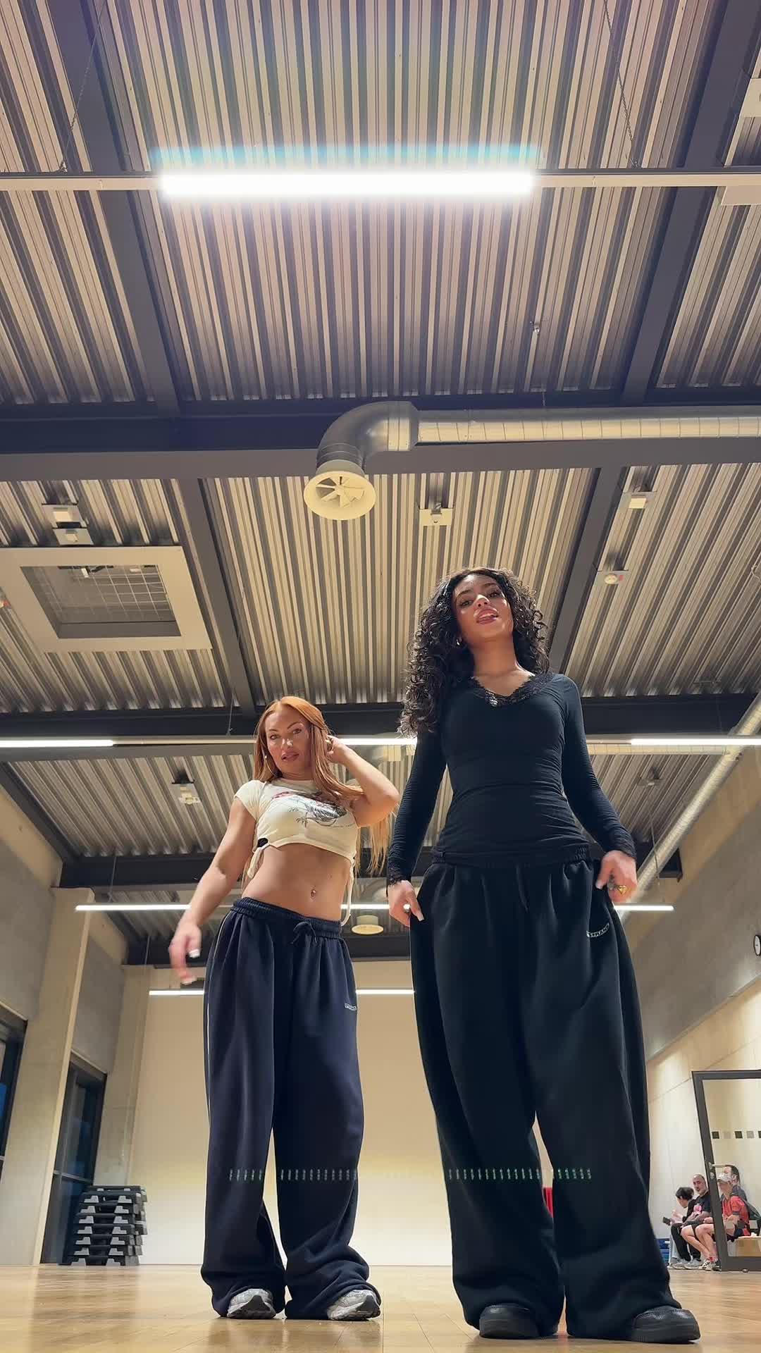 @Mitra ♌️