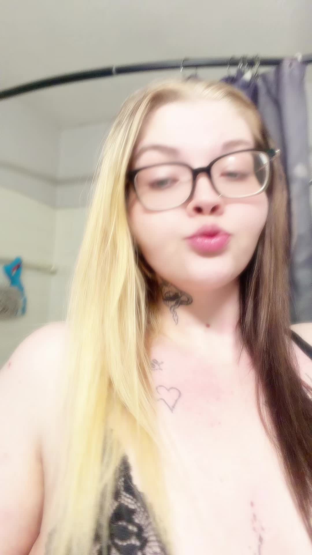 @that_whitegirrl