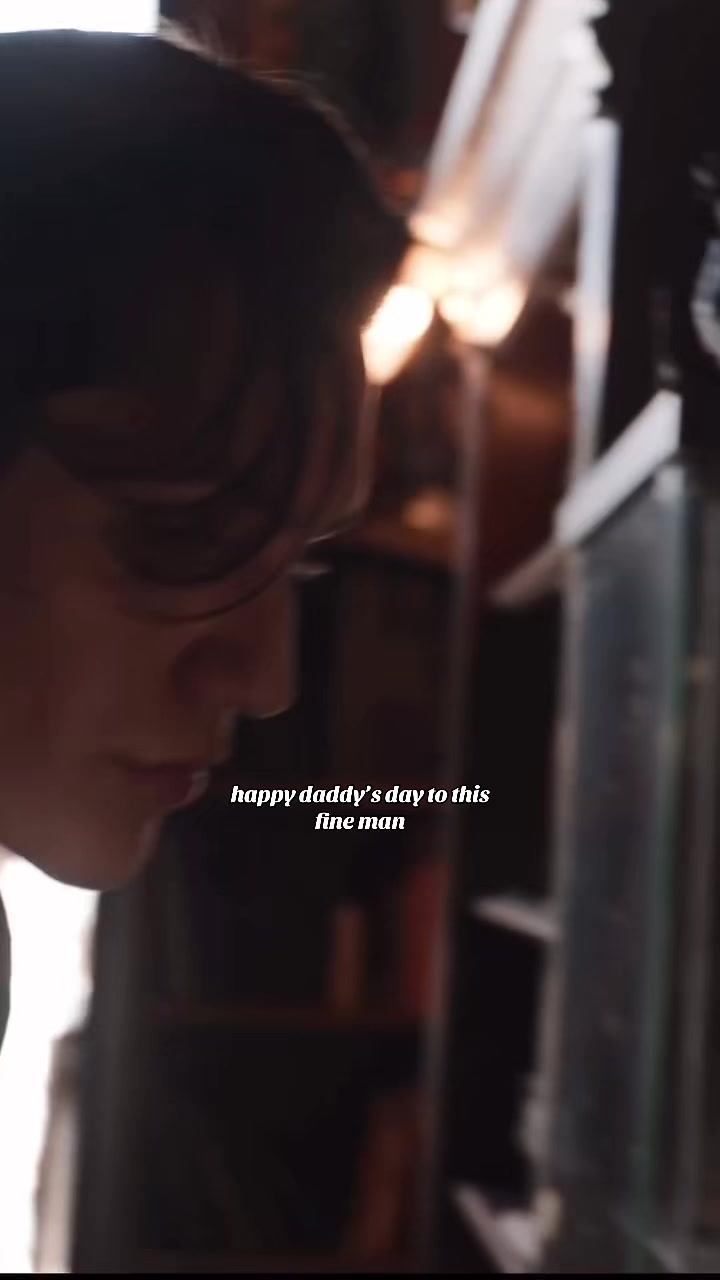 @𝘤𝘩𝘢𝘴𝘦 𝘧𝘰𝘭𝘭𝘰𝘸𝘴<3