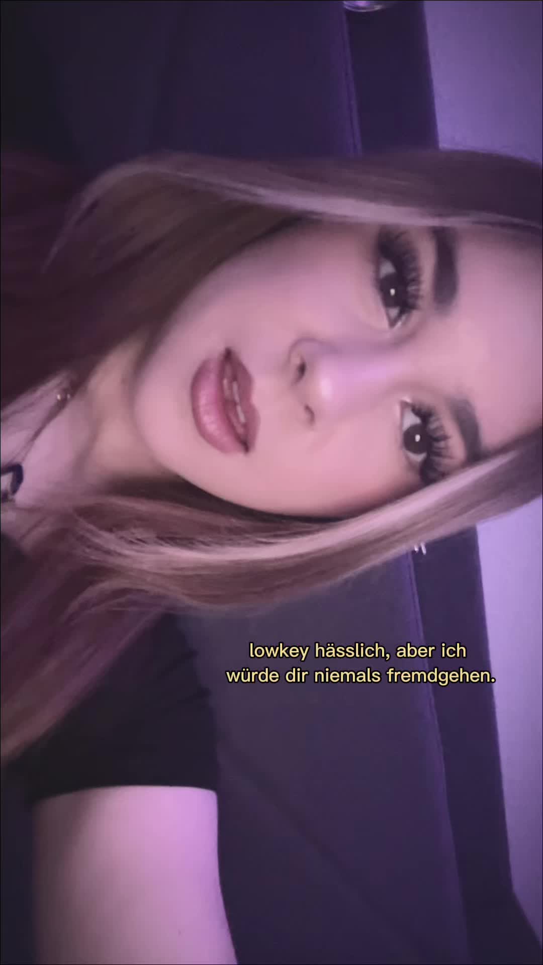 @Emely ✞