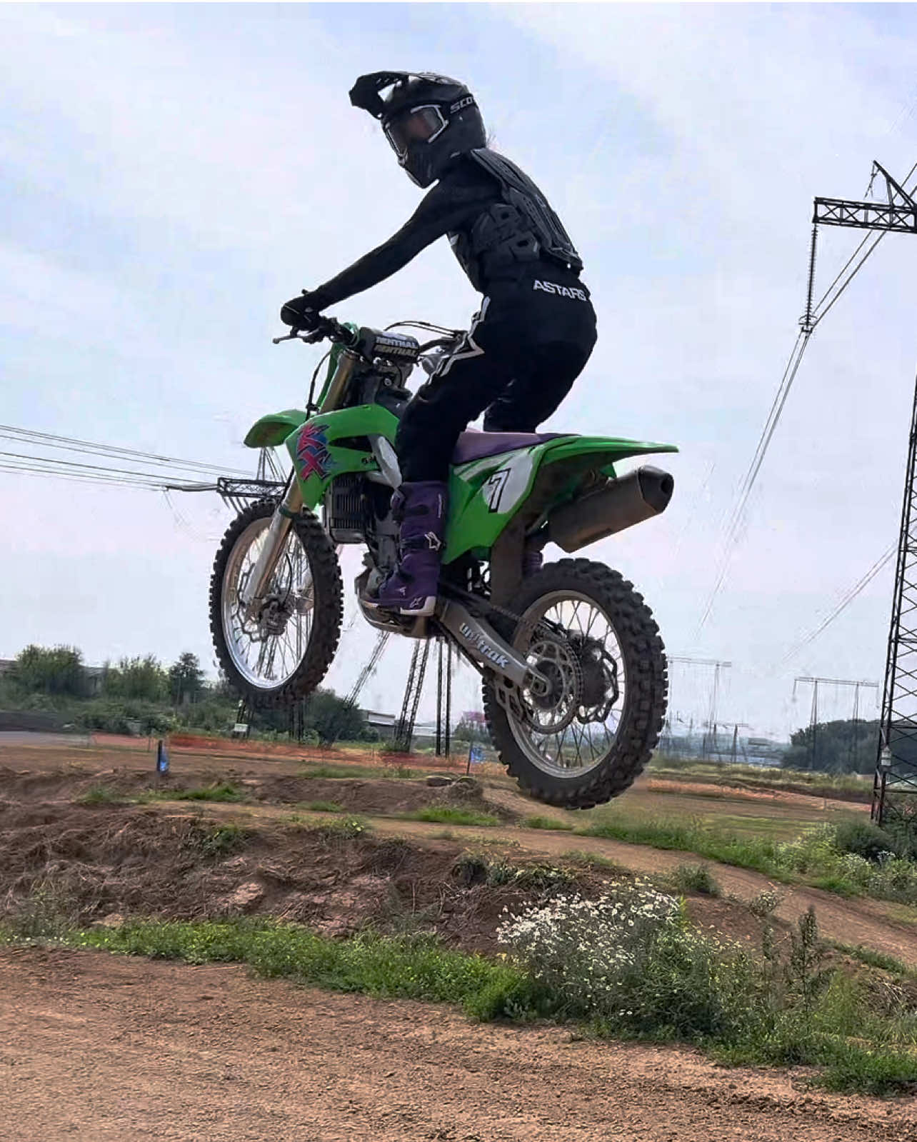 @Kawasaki_7_MX