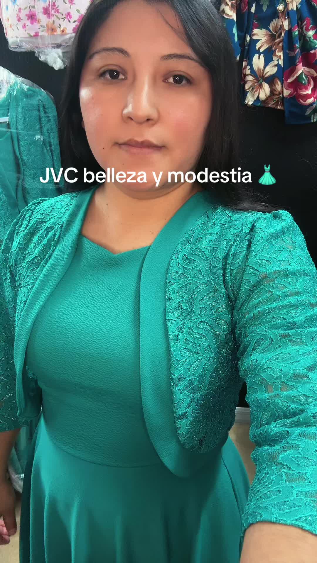 @JVC belleza y modestia 👗😍